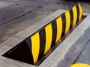 Hydraulic Road Blocker
